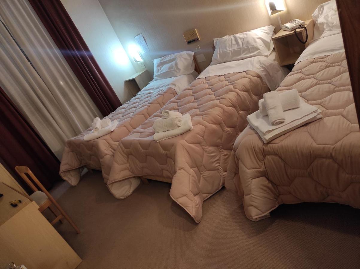 Hotel Centrale Chiusi Room photo